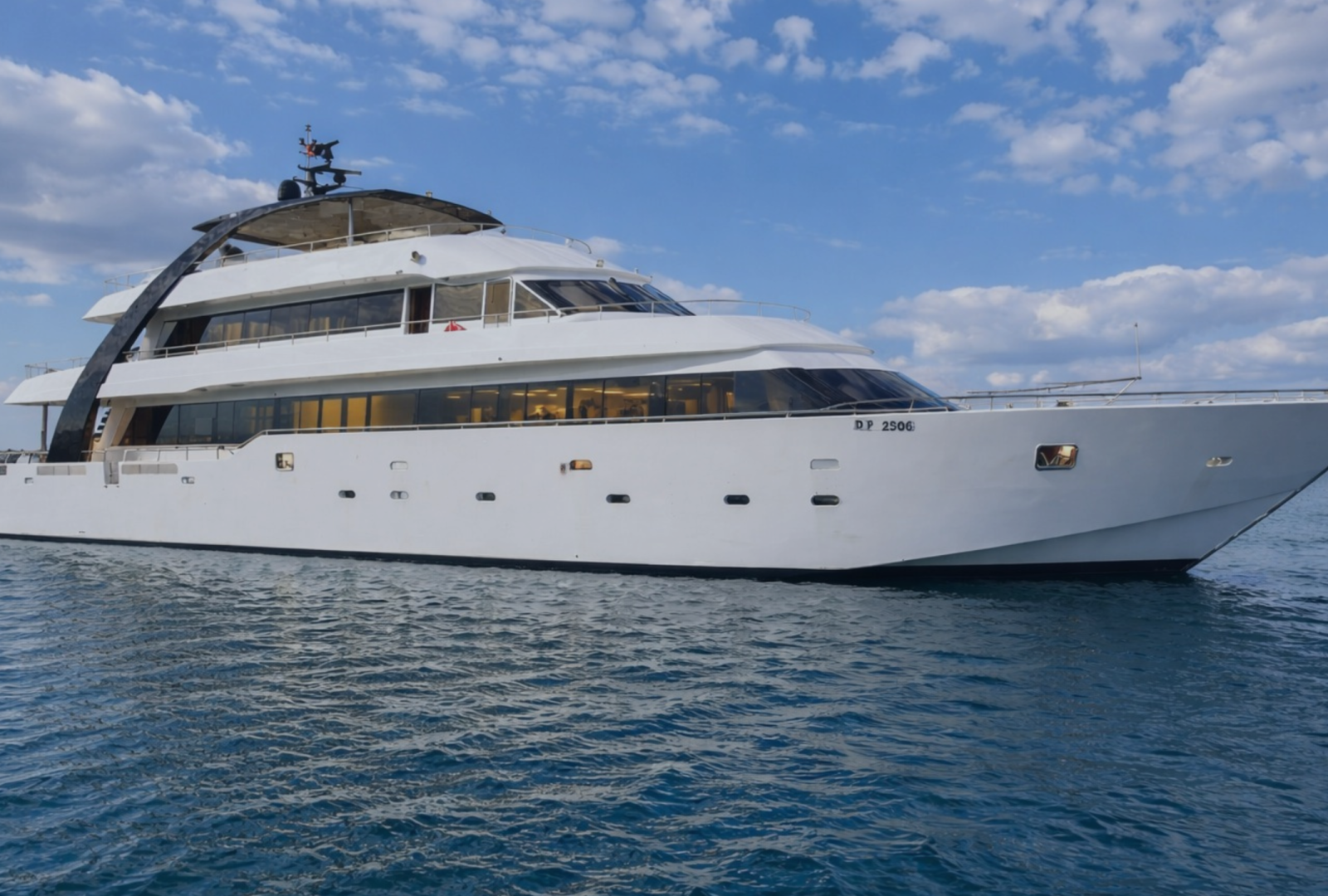 Carmen 140ft. Mega Yacht.pdf
