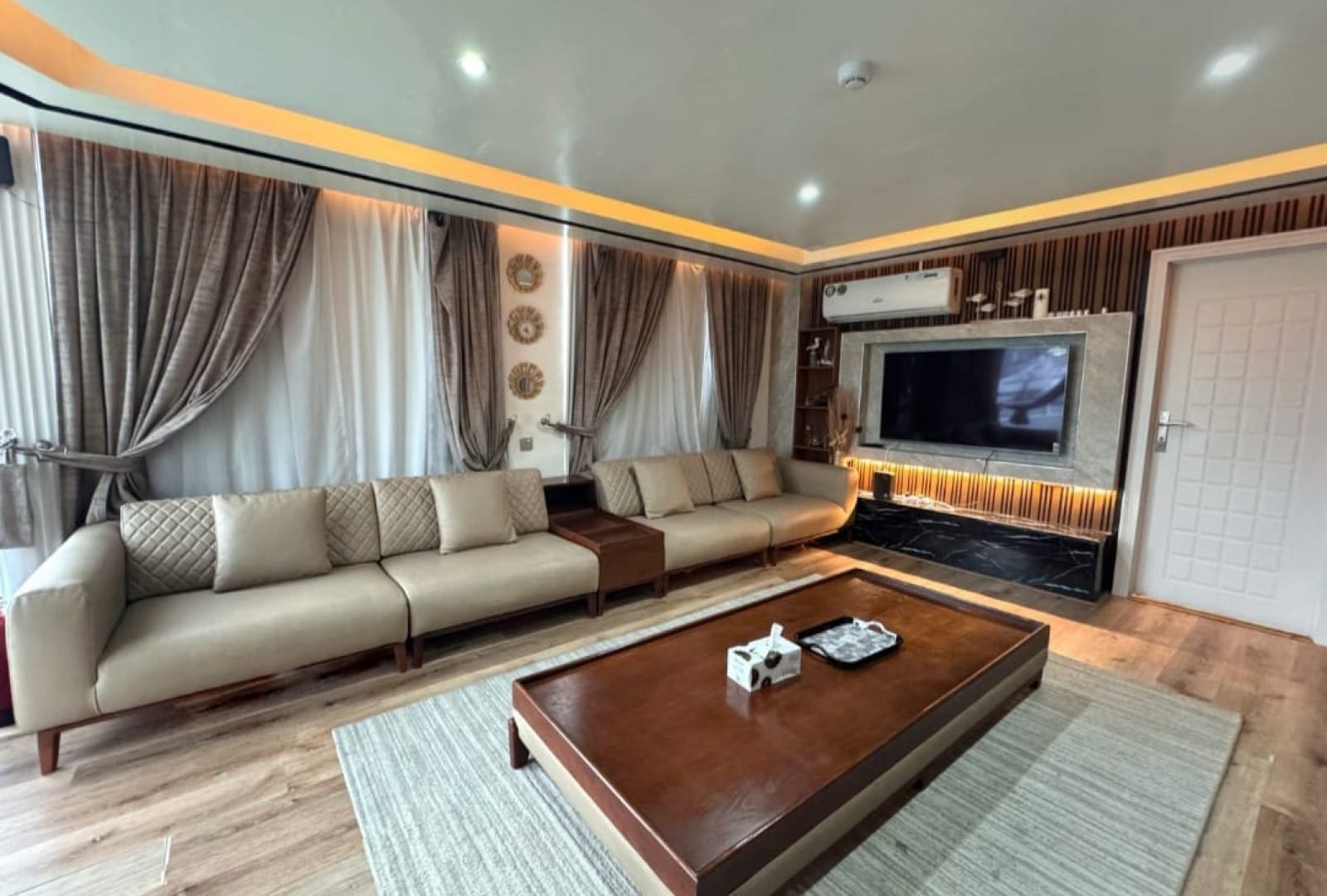 WhatsApp Image 2025-11-29 at 6.52.51 PM (1)